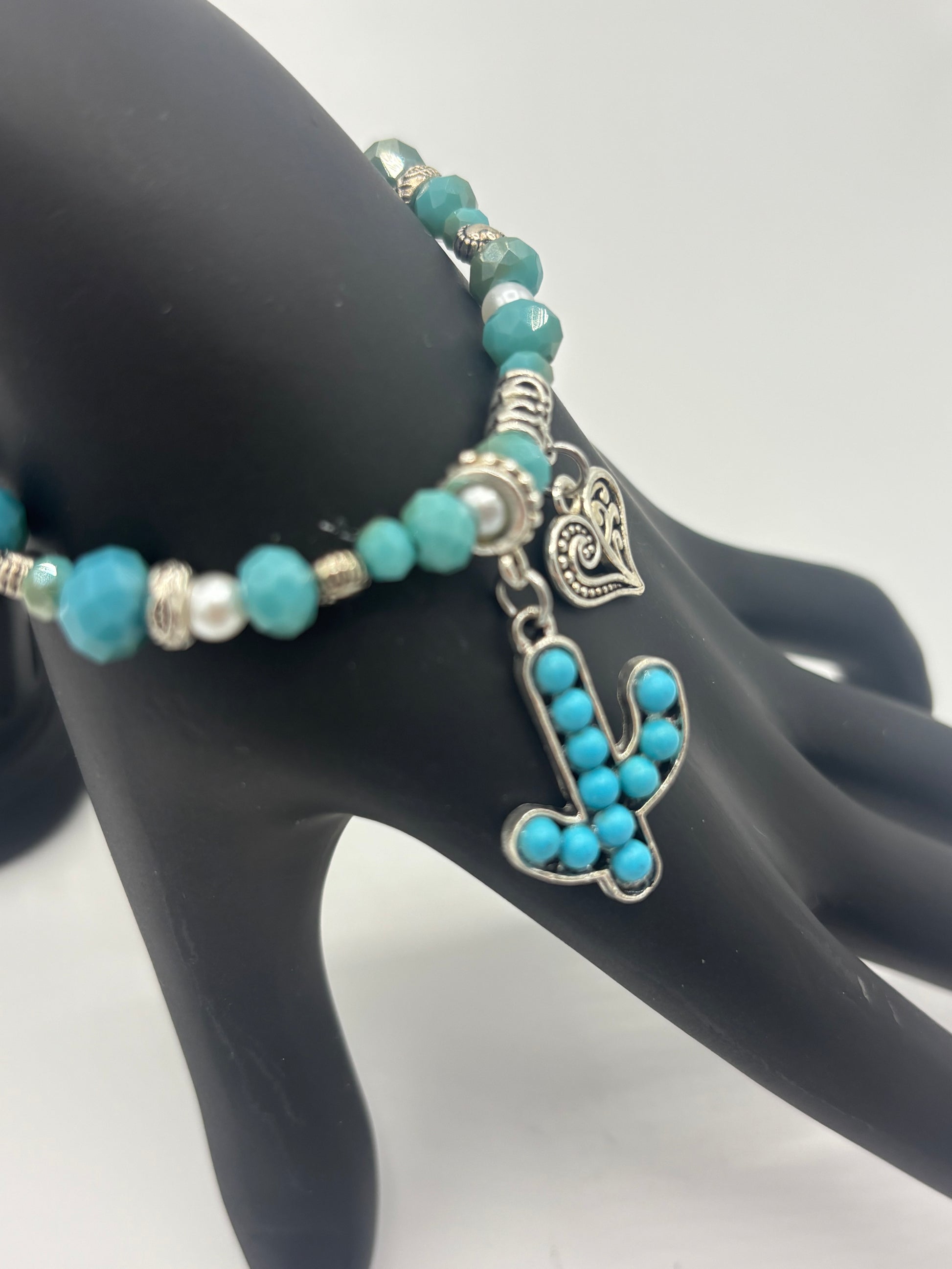 Country Girl - Cactus Heart Women's Western Bracelet