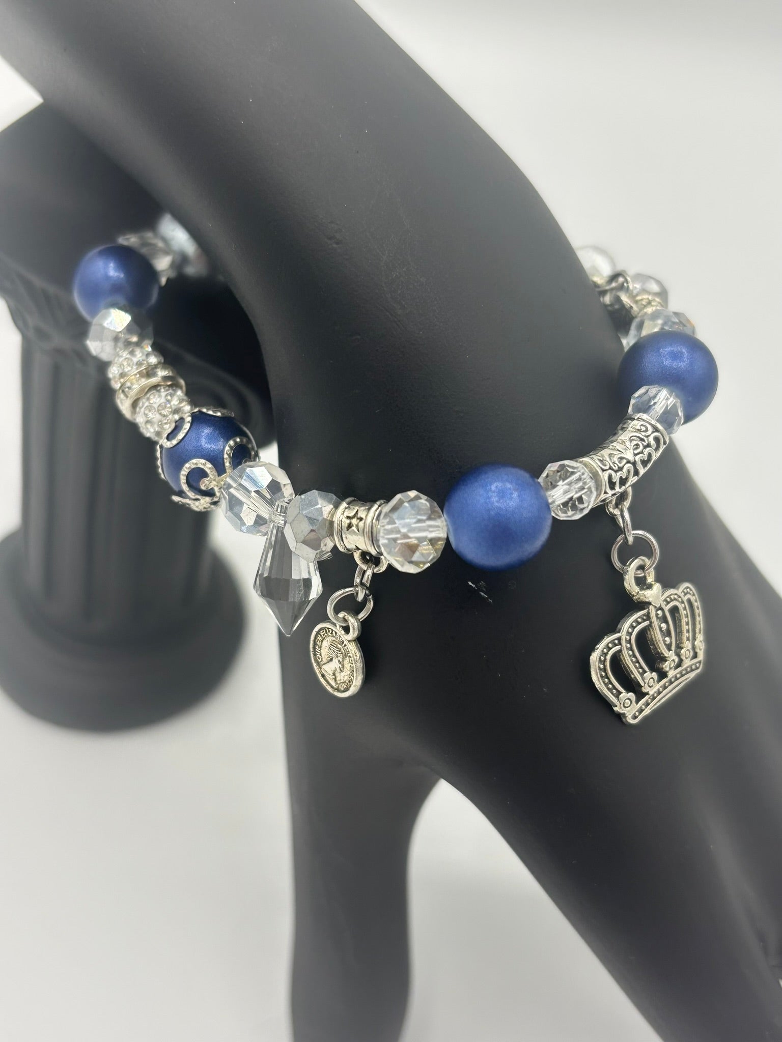 The Regal Queen's Crown - Blue & Silver Women's Bracelet