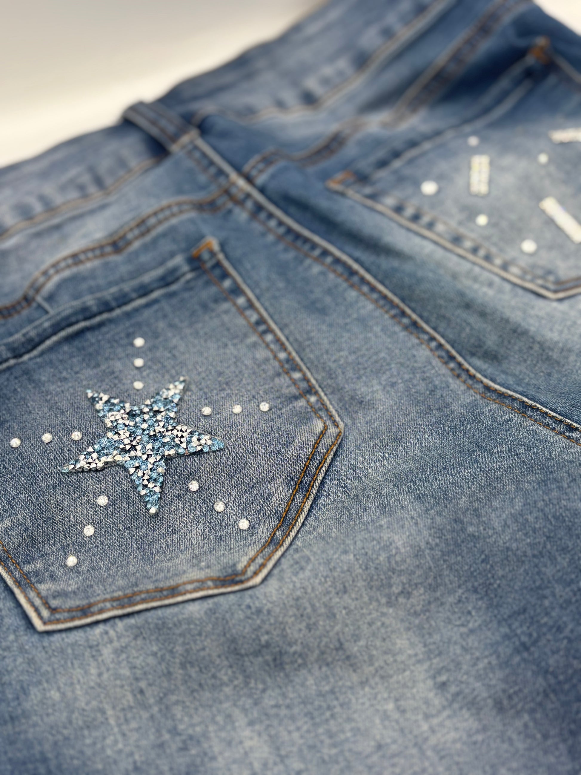 Lipstick & Selfies Women's  Jean Capris