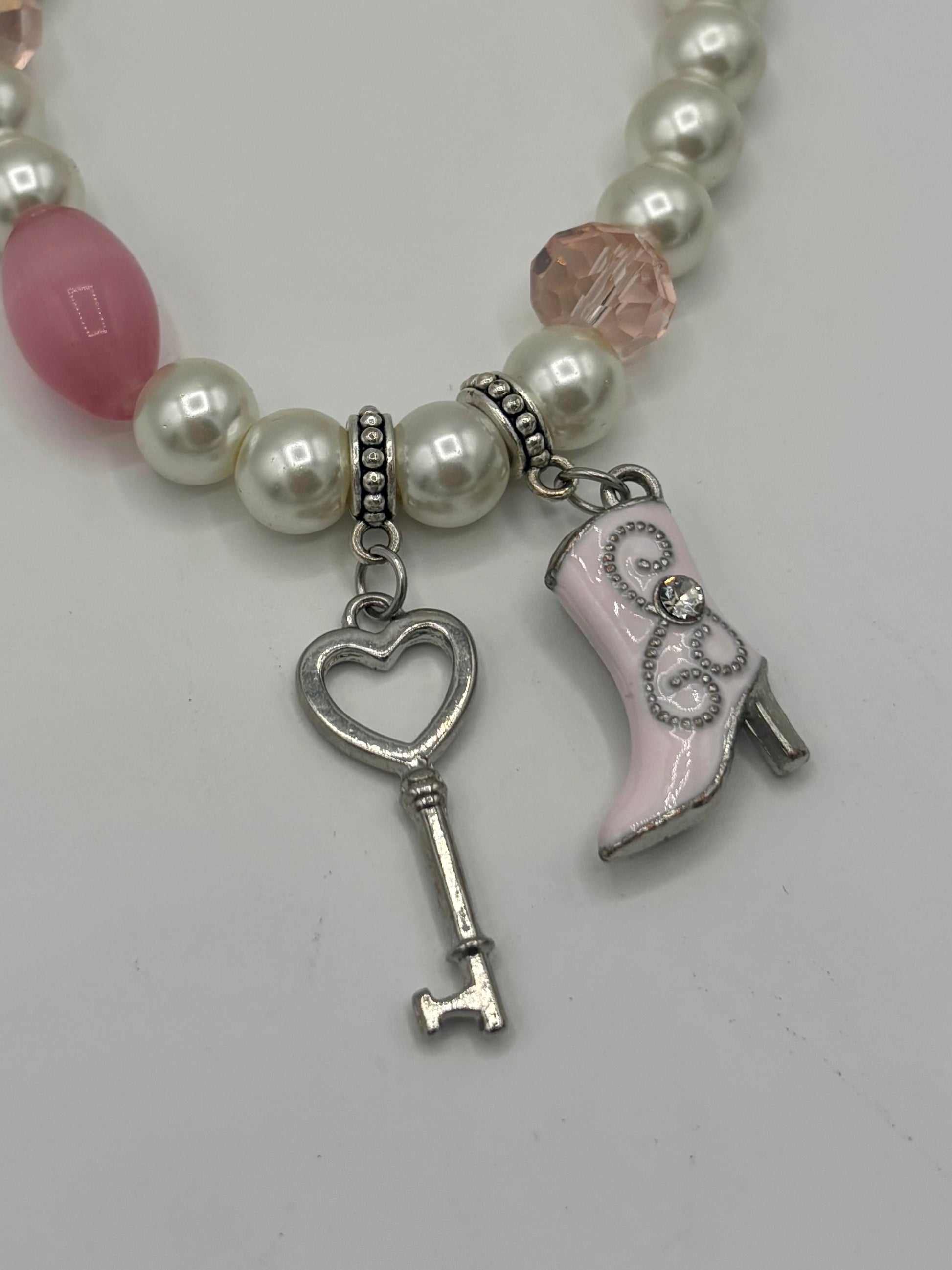 Heart & Heels, Shinny Pearl and Pink Opal Women's Bracelet